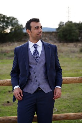 IYA09588